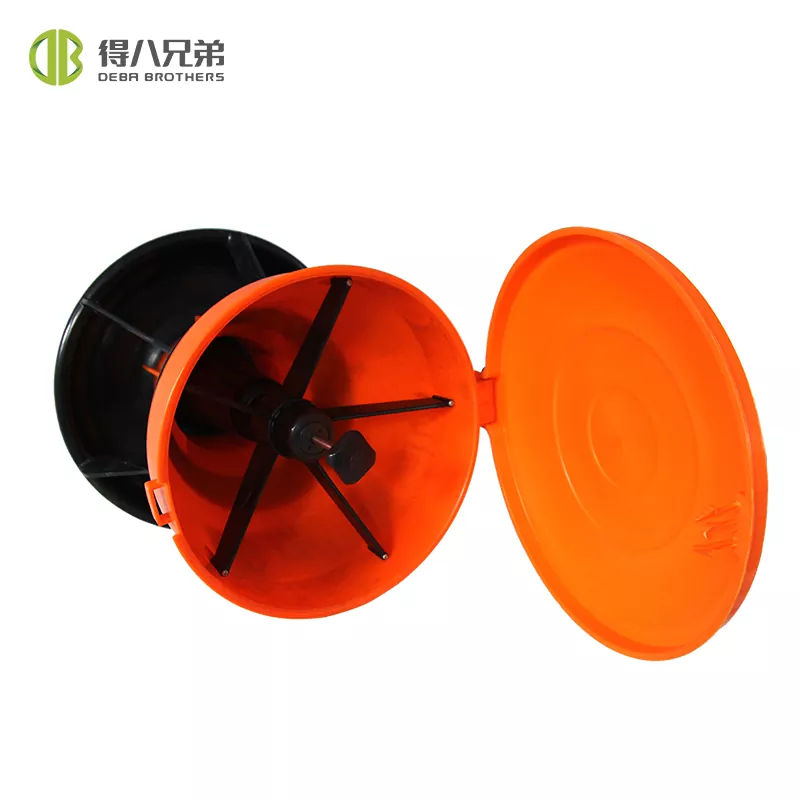 Mangeoire automatique pour porcelets